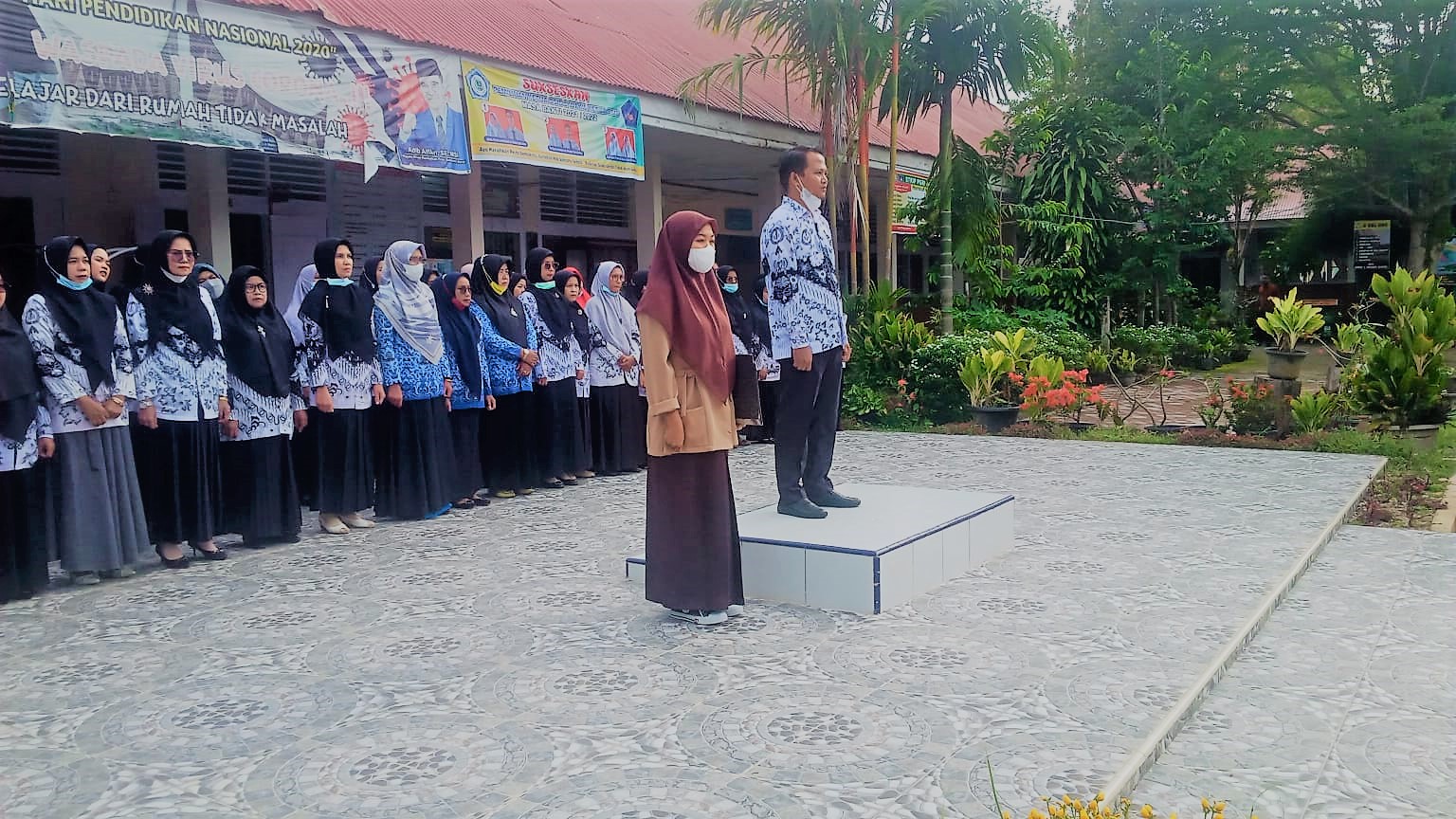 SMAN 1 Batang Kapas Melaksanakan Upacara Bendera dalam Peringatan Hari Sumpah Pemuda Ke-93