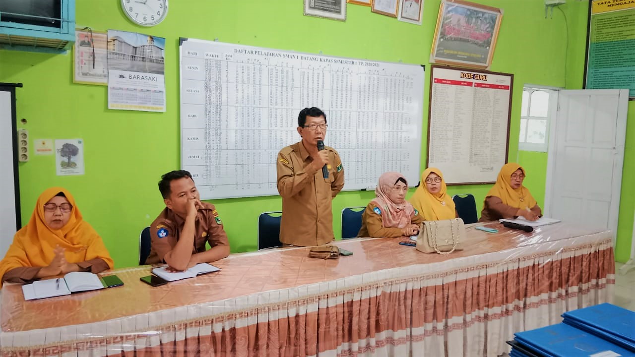 Pertemuan Dengan Pengawas Pembina SMAN 1 Batang Kapas
