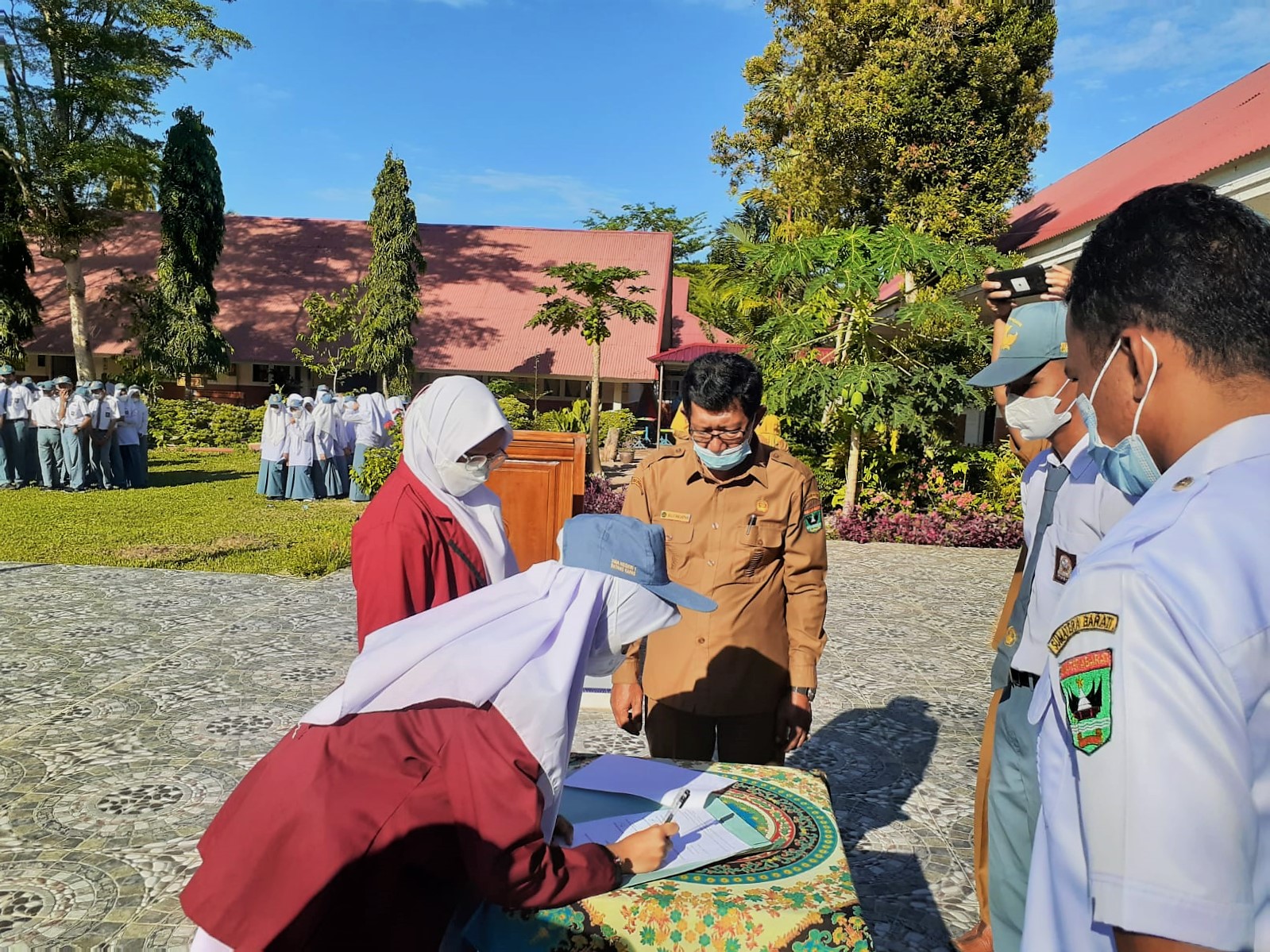 Serah Terima Jabatan Pengurus OSIS SMAN 1 Batang Kapas