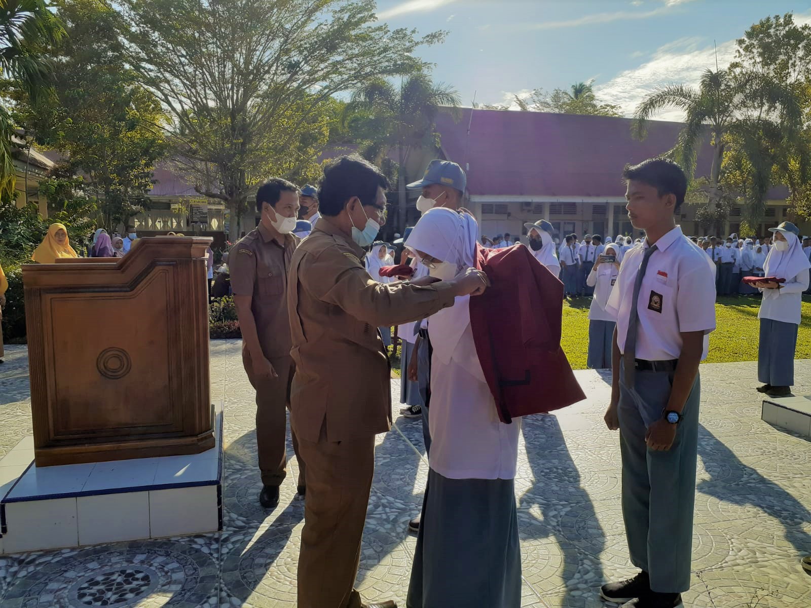 Serah Terima Jabatan Pengurus OSIS SMAN 1 Batang Kapas