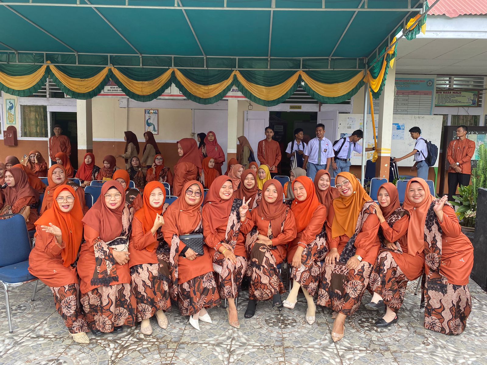 Peringatan HUT PGRI  Hari Guru Nasional Ke 78 Th 2023 di SMAN 1 Batang Kapas